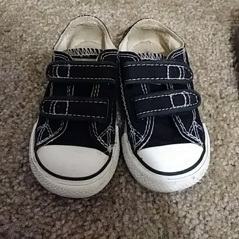 Converse velcro sneakers 4
